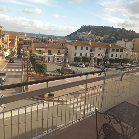 Casamia-guest House *