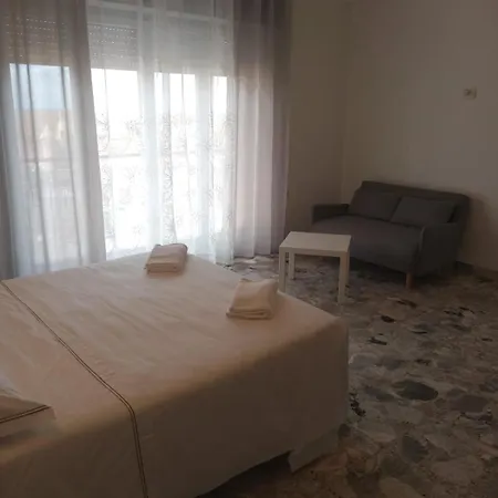 Aparthotel Casamia-guest House