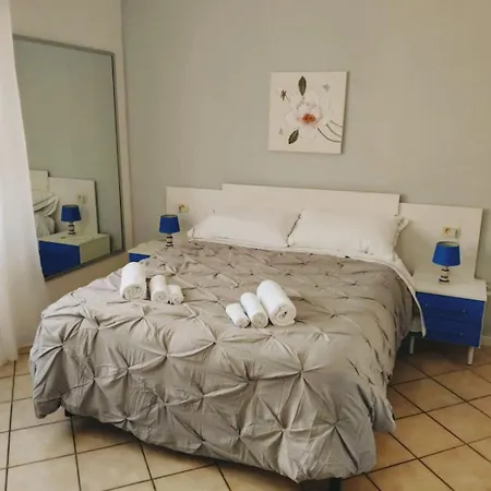 Casamia-guest House Aparthotel *