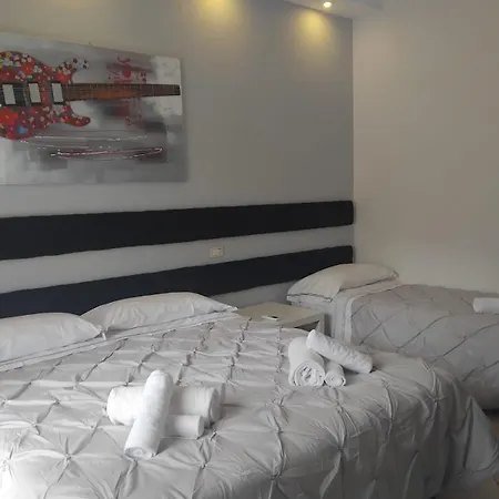 Casamia-guest House Aparthotel