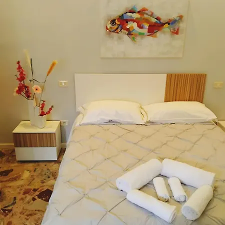 Casamia-guest House Aparthotel 4*