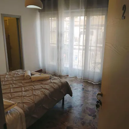 Casamia-guest House *